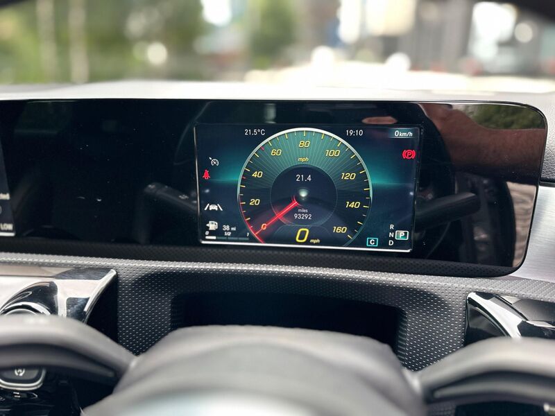MERCEDES-BENZ A CLASS