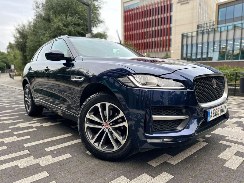 JAGUAR F-PACE