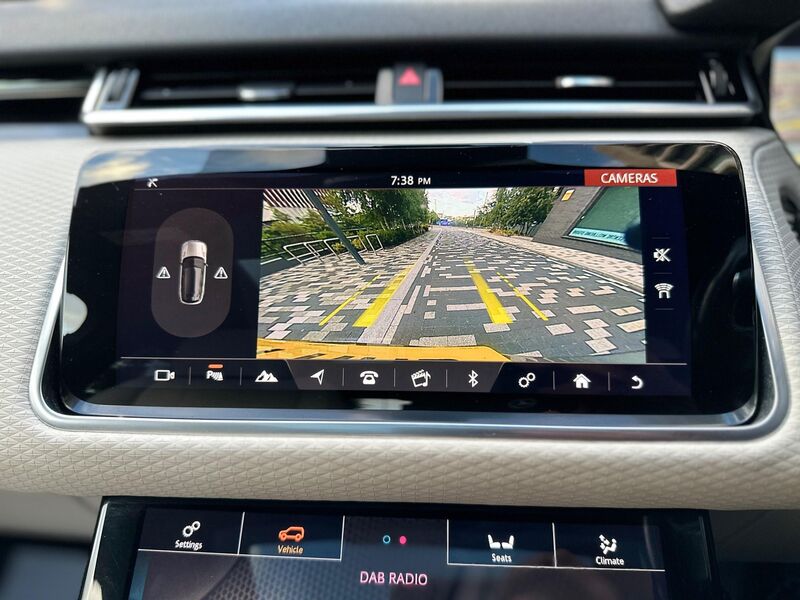 LAND ROVER RANGE ROVER VELAR