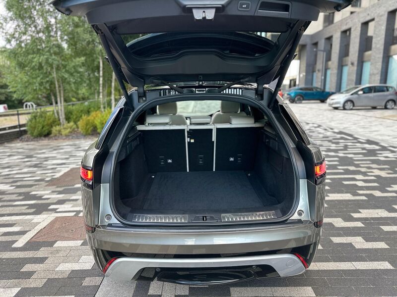 LAND ROVER RANGE ROVER VELAR