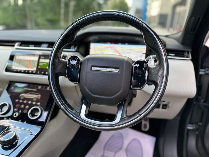 LAND ROVER RANGE ROVER VELAR