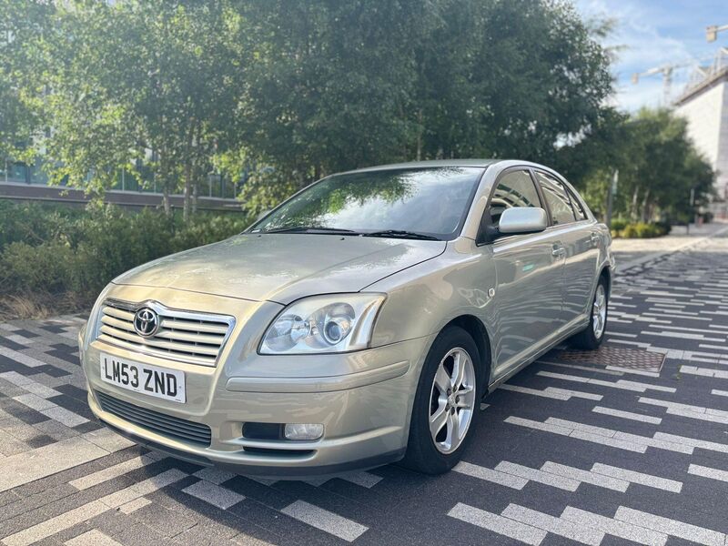 TOYOTA AVENSIS
