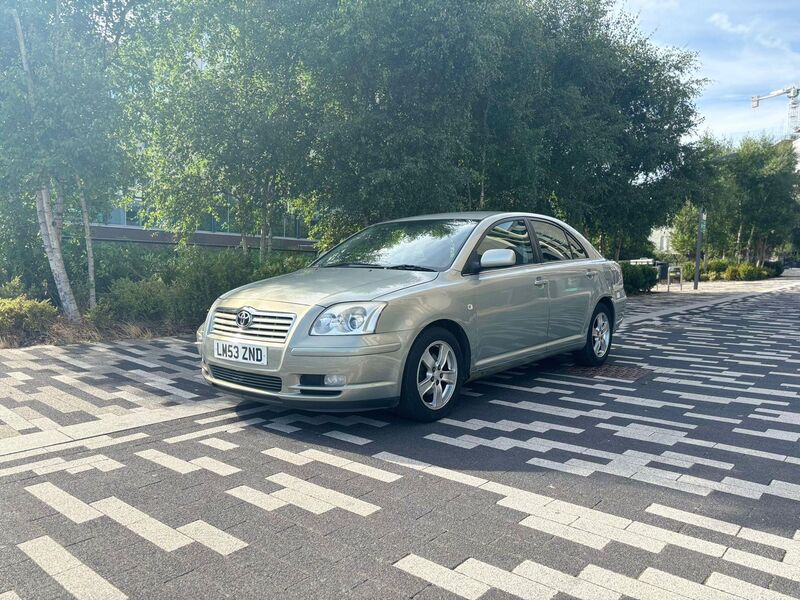TOYOTA AVENSIS