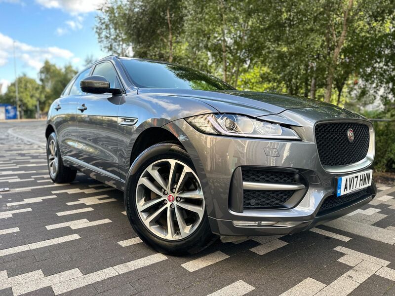 JAGUAR F-PACE