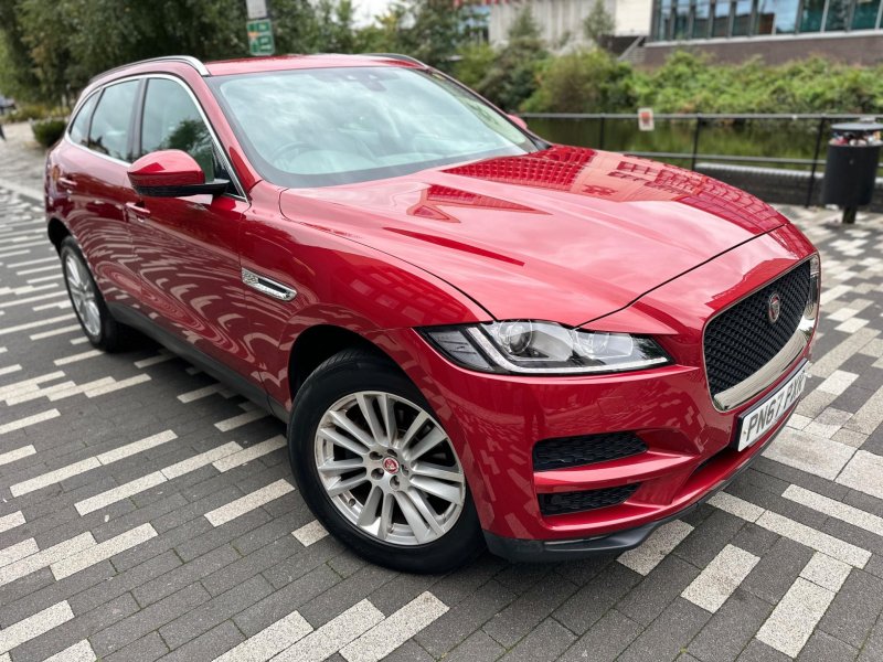 JAGUAR F-PACE