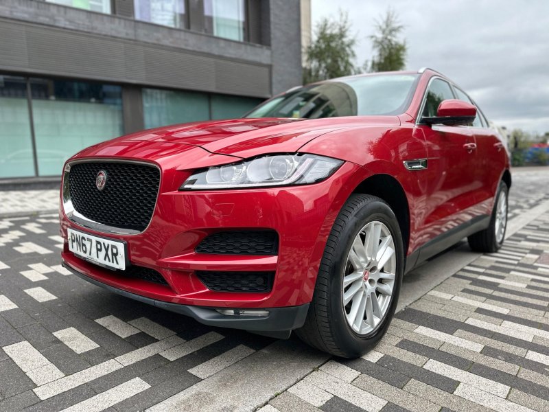 JAGUAR F-PACE