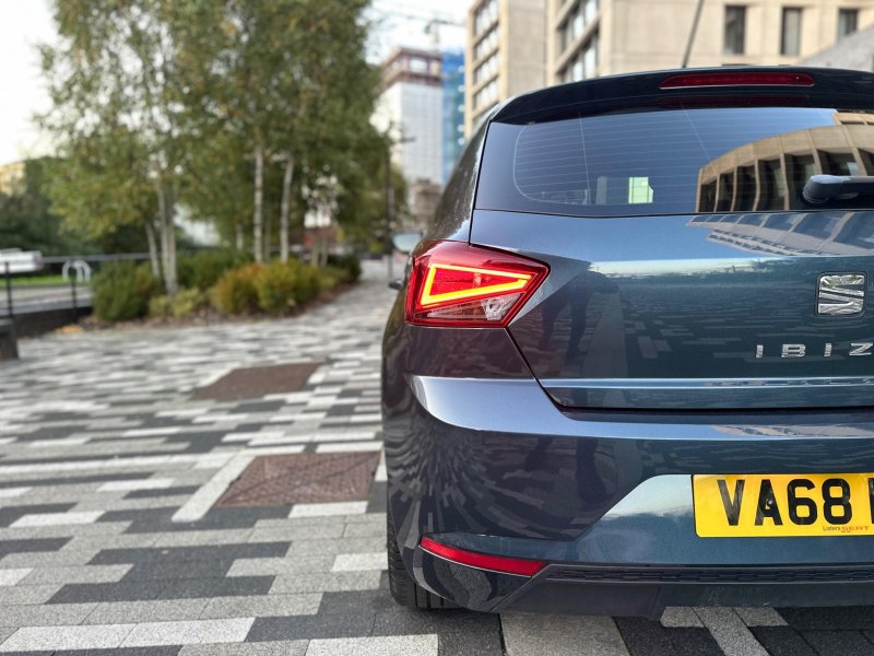 SEAT IBIZA