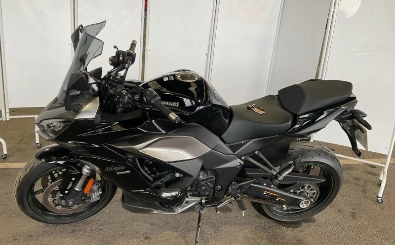 KAWASAKI NINJA 1000SX