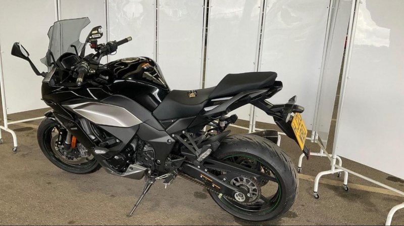 KAWASAKI NINJA 1000SX