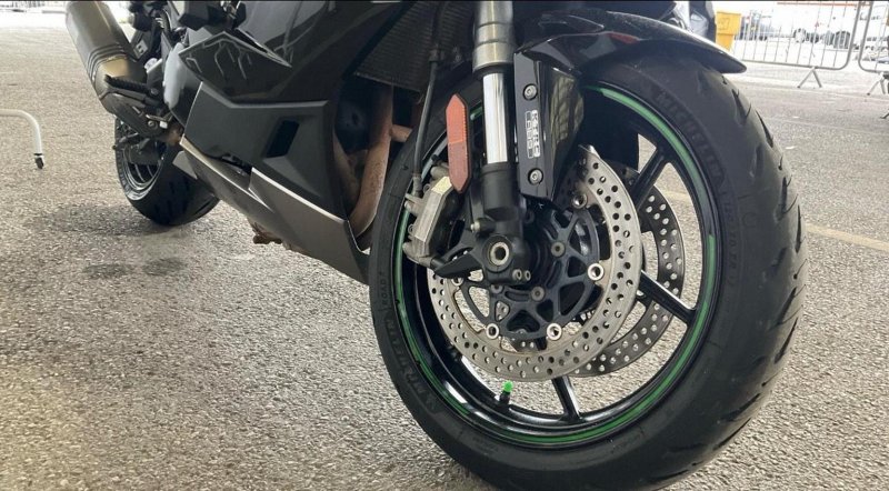 KAWASAKI NINJA 1000SX