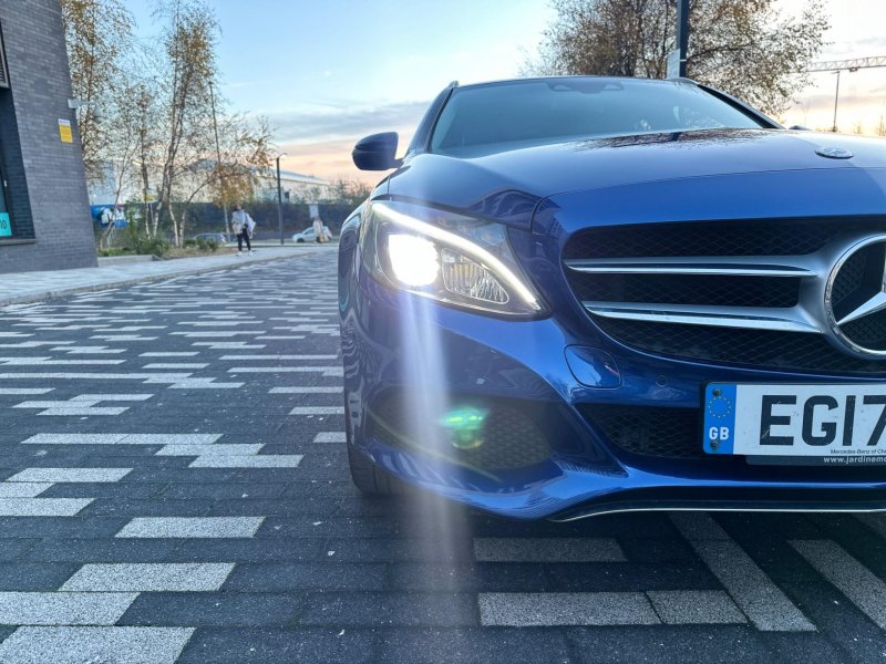 MERCEDES-BENZ C CLASS