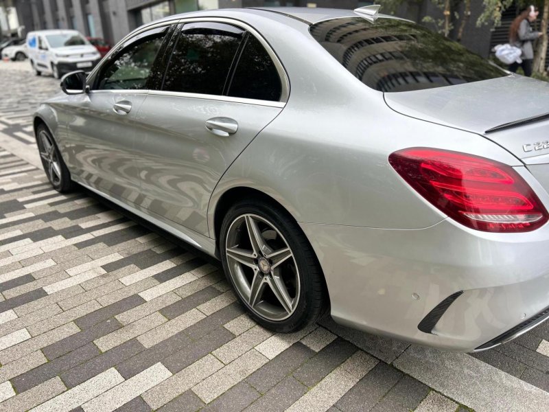 MERCEDES-BENZ C CLASS