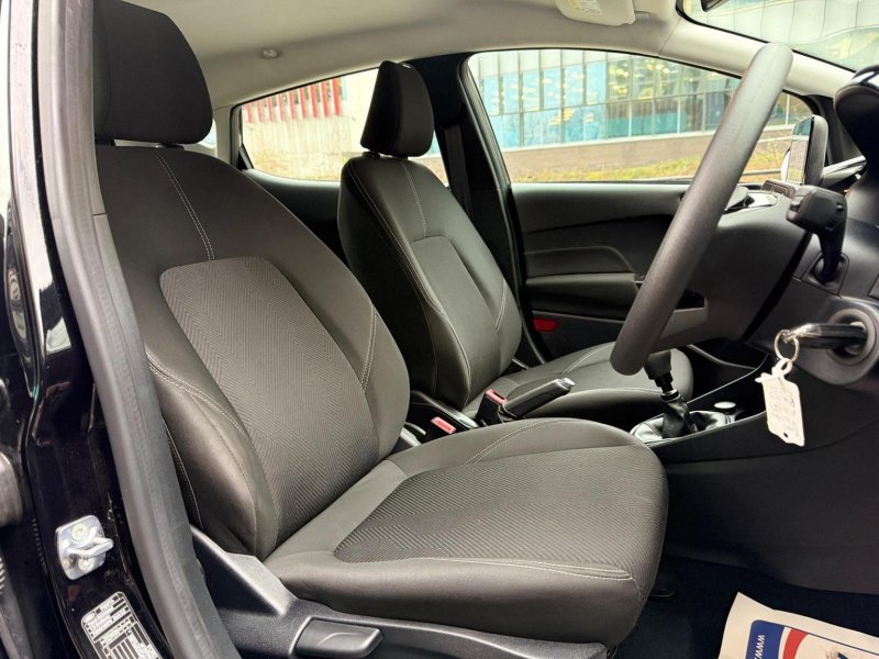 FORD FIESTA