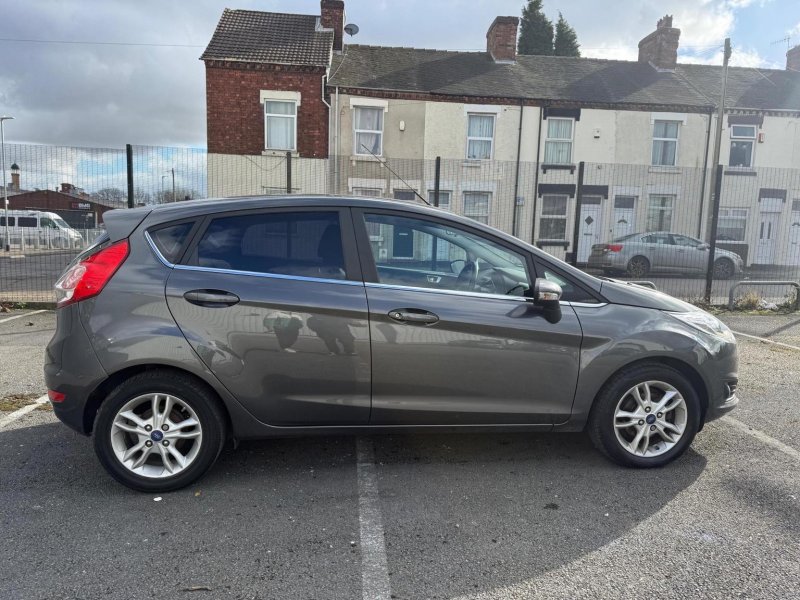 FORD FIESTA