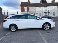 VAUXHALL ASTRA