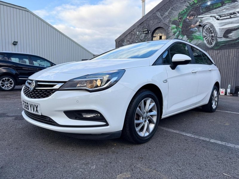 VAUXHALL ASTRA