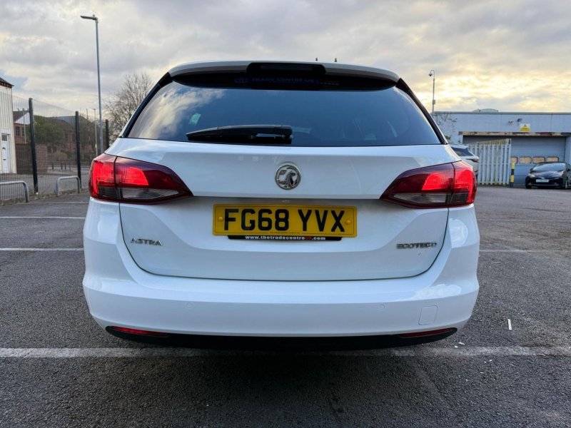 VAUXHALL ASTRA