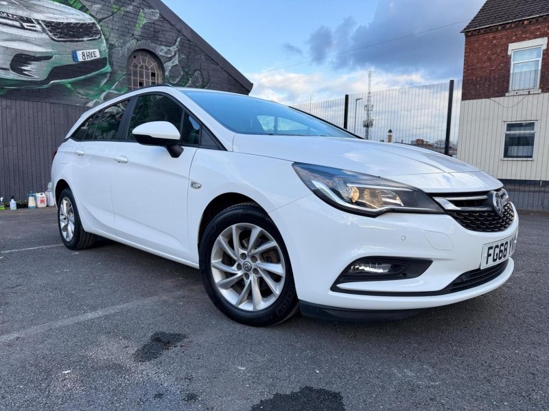 VAUXHALL ASTRA