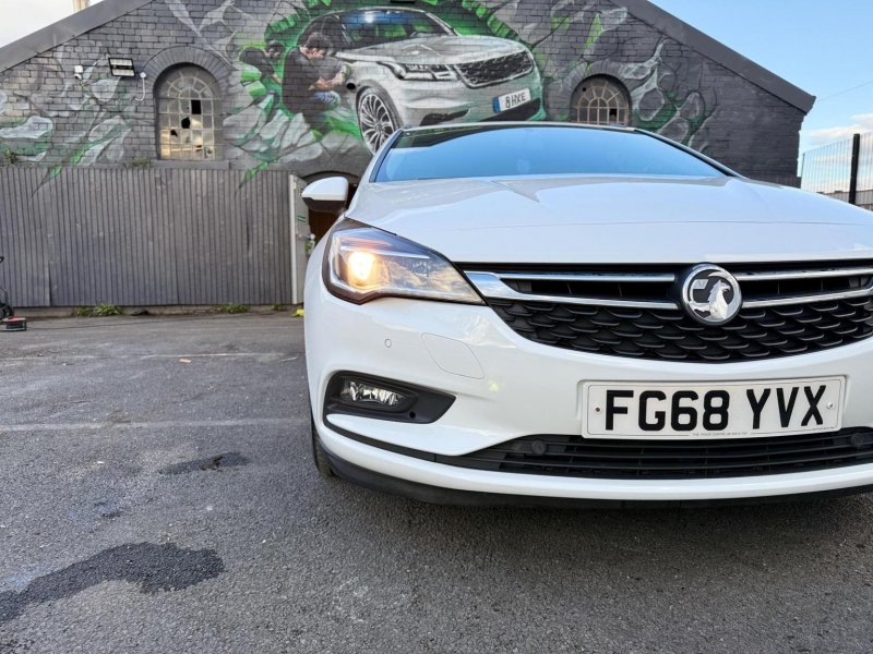 VAUXHALL ASTRA