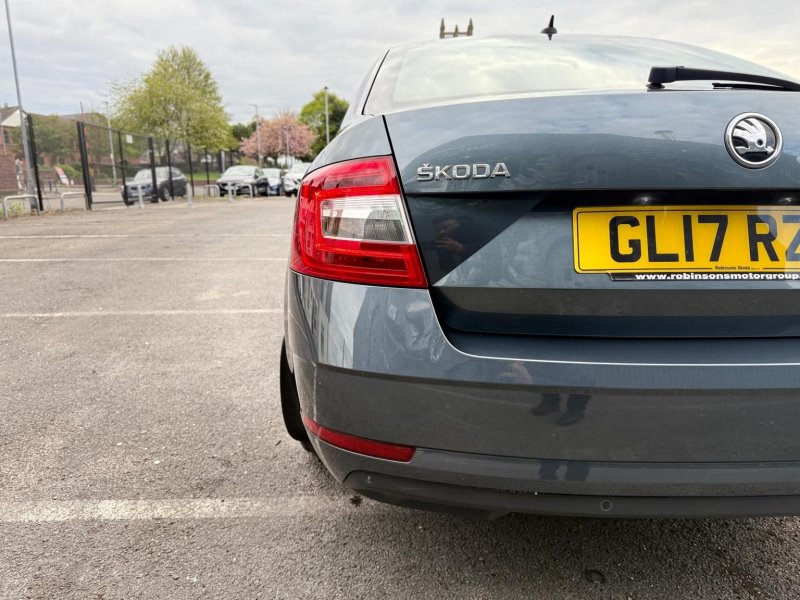 SKODA OCTAVIA