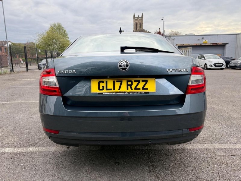 SKODA OCTAVIA