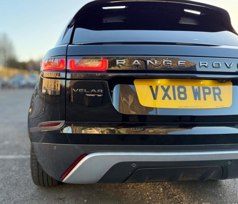 LAND ROVER RANGE ROVER VELAR