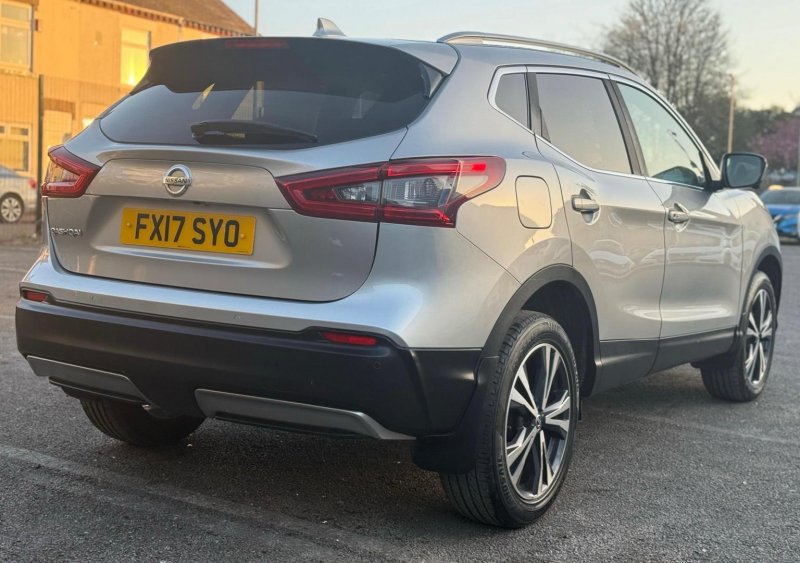 NISSAN QASHQAI