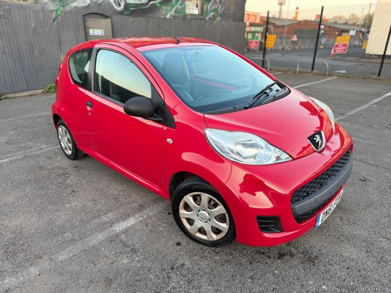 PEUGEOT 107