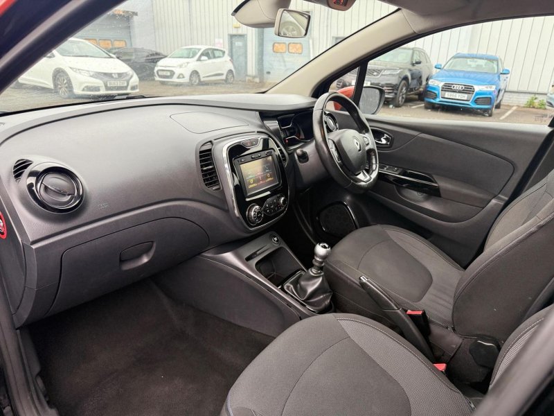 RENAULT CAPTUR
