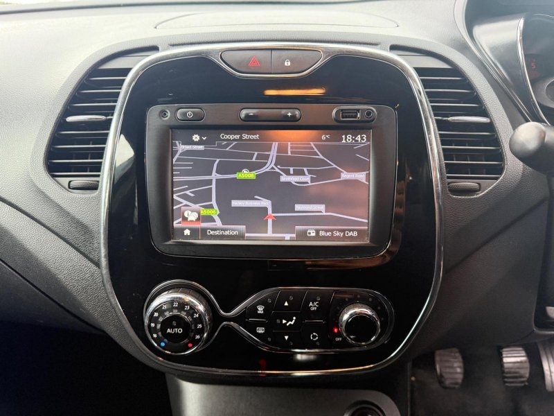 RENAULT CAPTUR