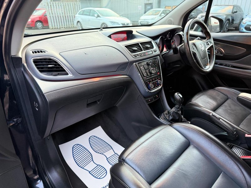 VAUXHALL MOKKA
