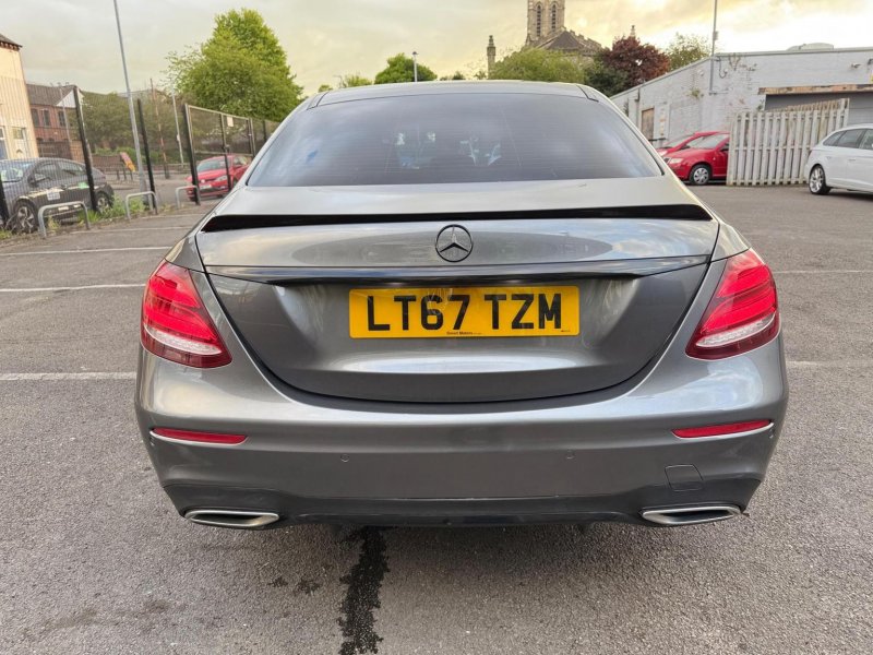 MERCEDES-BENZ E CLASS