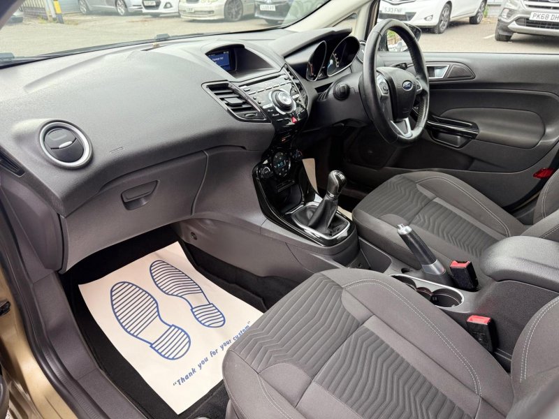FORD FIESTA
