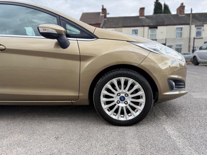 FORD FIESTA