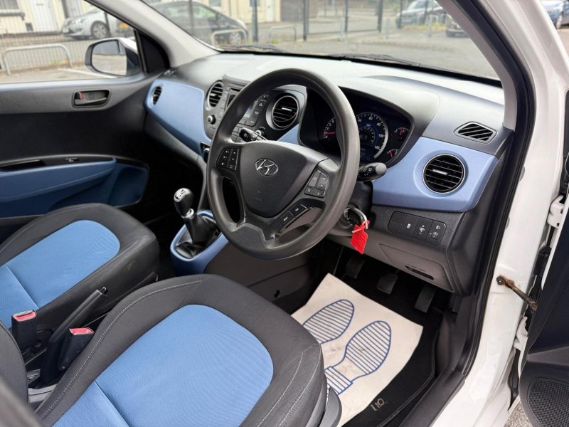 HYUNDAI I10