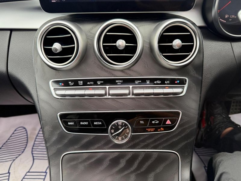 MERCEDES-BENZ C CLASS
